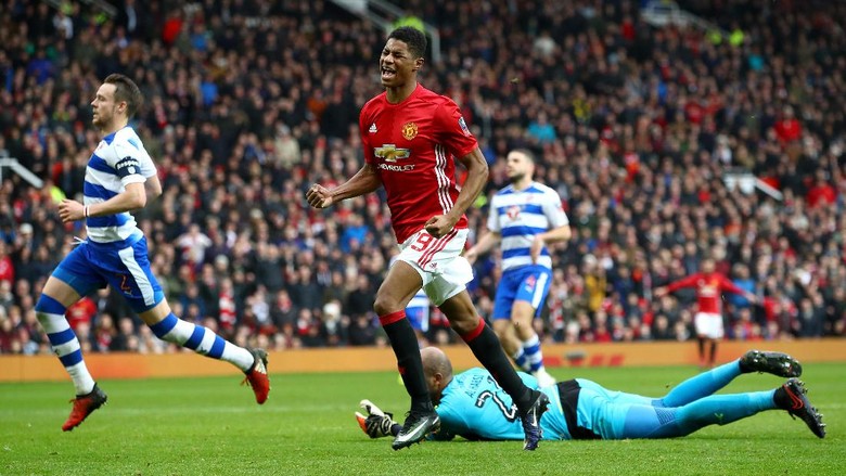 Hempaskan Reading 4-0, MU Maju ke Babak Keempat