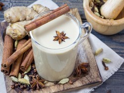 Yuk, Bikin Wedang Jahe Susu Enak dengan 4 Langkah Ini