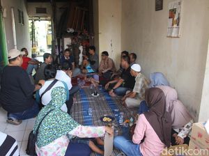 Kepedihan Orang Tua Bonek yang Tewas Akibat Miras Oplosan