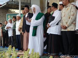 Habib Luthfi Beri Tausiah di Silaturahmi Kapolri dan Ulama Jateng