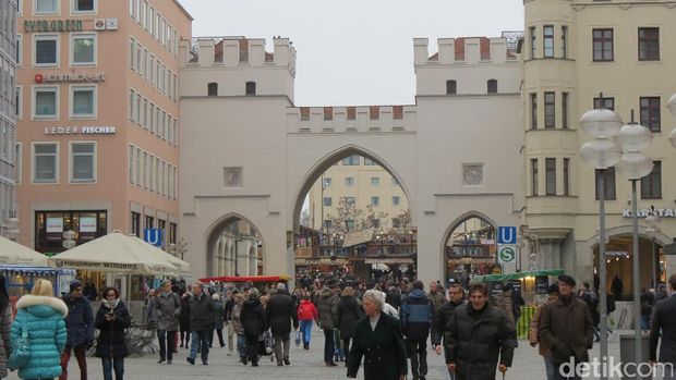 Karlstor, gerbang kota renta Munich (Fitraya/detikTravel)
