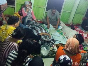 Tabrak Truk Parkir di Maros Sulsel, Pasutri dan 2 Anaknya Tewas