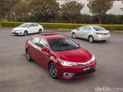 Corolla Edisi 50 Tahun Dilengkapi Teknologi Keamanan Terbaru
