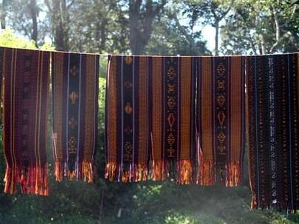 Butuh 1 Tahun Pengerjaan, Ini Dia Kain Ikat Khas Sumba Timur Butuh 1 Tahun Pengerjaan, Ini Dia Kain Ikat Khas Sumba Timur