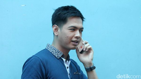 Diisukan Rumah Tangganya Retak, Tommy Kurniawan Telepon Siapa?
