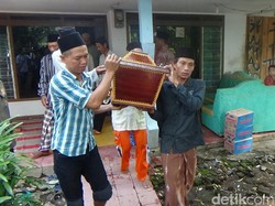 Bertahan 38 Hari, Salah Satu Kembar Siam Probolinggo Meninggal