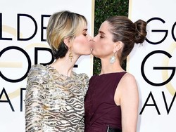 Ciuman Sarah Paulson dan Amanda Feet yang Bikin Heboh di Red Carpet