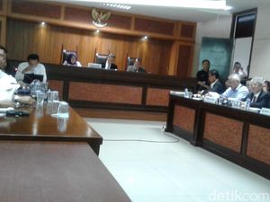 KPPU Minta Pemerintah Larang Produsen Pasang Harga On The Road