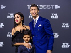 Malam Penghargaan FIFA, Ronaldo Juga Kenalkan Pacar Baru