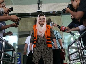 Siti Fadilah Supari Diperiksa KPK