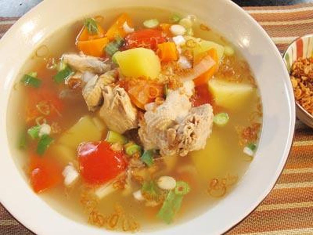3 Resep Sop Ayam Kampung Kuah Bening yang Gurih Alami Rasanya 3 Resep Sop Ayam Kampung Kuah Bening yang Gurih Alami Rasanya