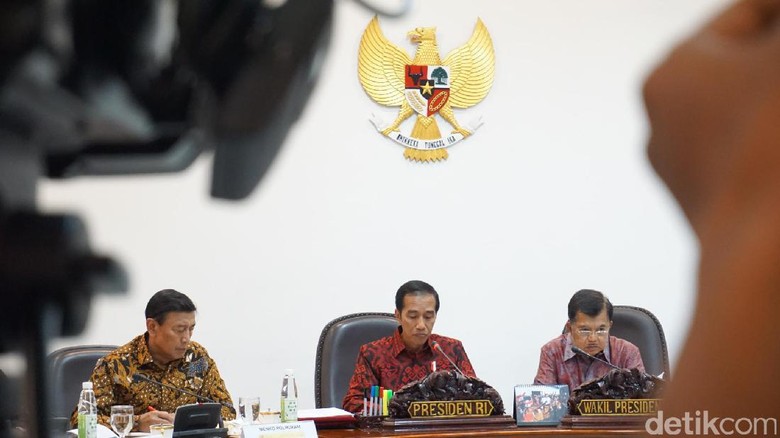 Saat Jokowi Hitung Durasi Pidato Wiranto yang Tak Sampai 7 Menit