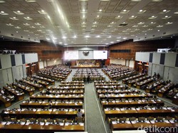 DPR Gelar Paripurna Tutup Masa Sidang, 249 Anggota Tak Hadir
