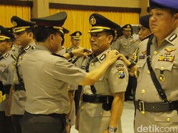 Kapolda Jatim Lantik 4 Pejabat Utama dan 2 Kapolres