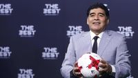 Mungkinkah Maradona Melatih Napoli?