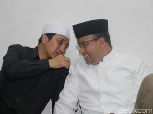 Anies Hadiri Peringatan Maulid Nabi dengan Penceramah Yusuf Mansur