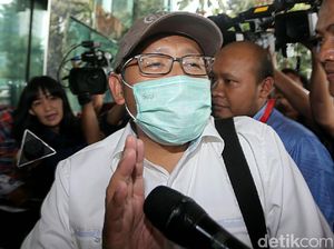 Anas Urbaningrum Usai Bebas: Sungkem Ibunda, Lalu ke Jakarta