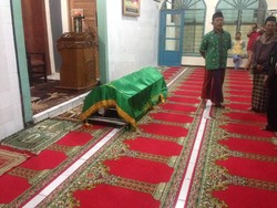 Jenazah Murniati Disambut Isak Tangis Keluarga dan Sahabat
