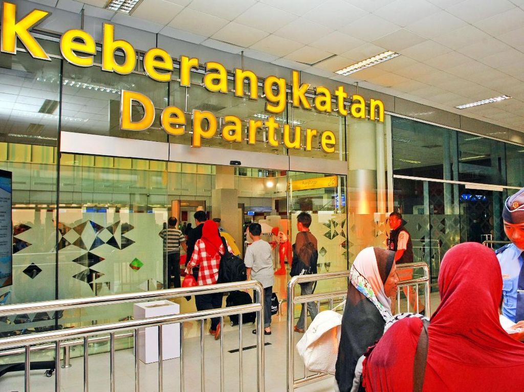 Airport Tax dari Aceh ke Luar Negeri Naik Jadi Rp 150.000 Airport Tax dari Aceh ke Luar Negeri Naik Jadi Rp 150.000