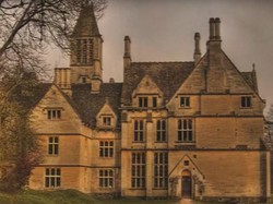 13 Januari, Ada Perburuan Hantu di Inggris!