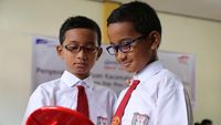 Kacamata Gratis untuk Siswa SD