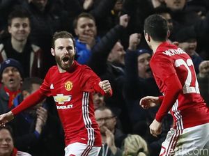 MU Hajar Hull di Old Trafford