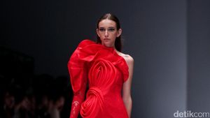 Foto: Koleksi Lie Sang Bong di Jakarta Fashion Week 2017