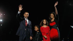 Foto: Natal ala Selebriti Dunia, Jennifer Lawrence Hingga Obama