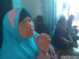 Cerita Sang Ibu yang Sempat Meminta AK untuk Pensiun Cerita Sang Ibu yang Sempat Meminta AK untuk Pensiun