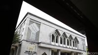 Penyidik Bareskrim Cek Masjid Wali Kota Jakpus