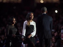 Obama Mengaku Menangis Saat Antar Malia ke Kampus Harvard