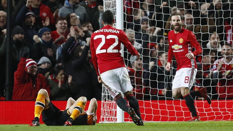 MU Tundukkan Hull 2-0