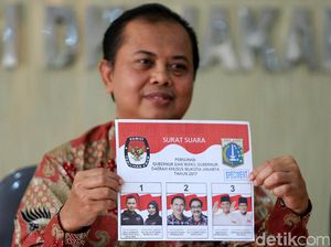 Saat Ketua KPUD DKI Bahas Sikap Ksatria Agus-Sylvi dan Ahok-Djarot Saat Ketua KPUD DKI Bahas Sikap Ksatria Agus-Sylvi dan Ahok-Djarot