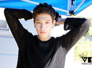 Duduk di Kursi Khusus Ibu Hamil di Kereta, DK Seventeen Tuai Kontroversi