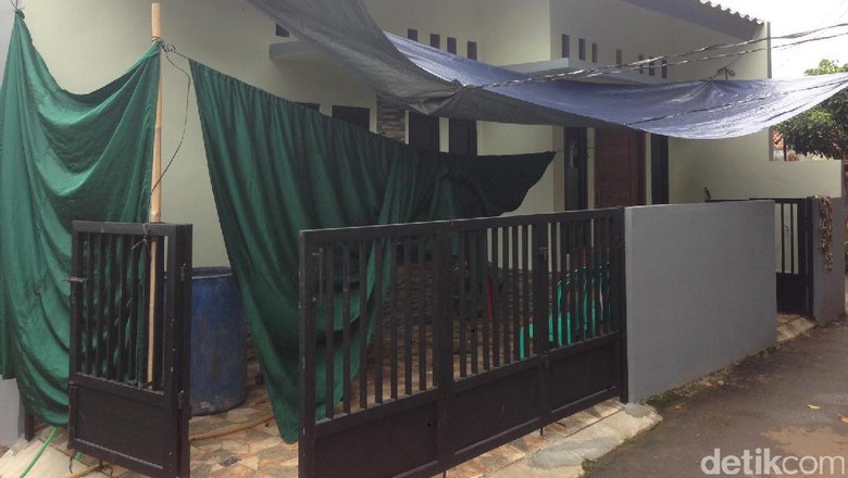 Ibu Angkat Sempat Ingatkan Murniati untuk Ganti Pintu Rumah Ibu Angkat Sempat Ingatkan Murniati untuk Ganti Pintu Rumah