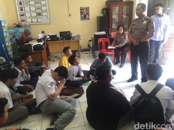 27 Pelajar yang Main di Warnet Saat Jam Sekolah Terjaring Razia
