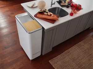 Dengan Alat Ini Limbah Makanan Langsung Diolah Jadi Kompos