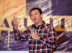 Ahok Hadiri Urun Rembug Iluni UI Ahok Hadiri Urun Rembug Iluni UI