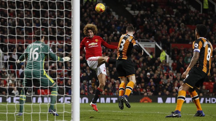 Mata: Gol ke Gawang Hull Akan Tambah Kepercayaan Diri Fellaini