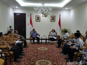 PGRI Curhat ke JK soal Alih Kelola Sekolah yang Tidak Lancar