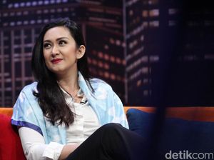 Tujuh Tahun Vakum, Nafa Urbach Galau di Lagu Baru