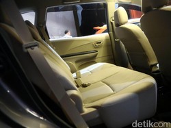 Biar Bisa Pasang TV, Alasan Honda Ganti Head Rest Jok Mobilio