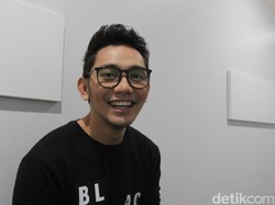 Yuanita Christiani Tipe Ideal John Pantau