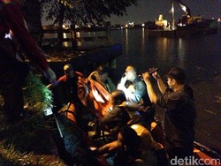 Trailer Tercebur Bozem, Satu Jenazah Diduga Sopir Ditemukan