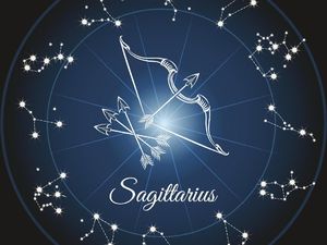 10 Sifat Zodiak Sagitarius Si Jago Seks Tapi Malas Mandi