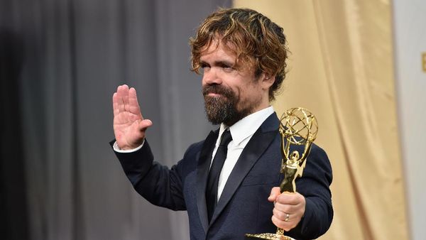 Aktor Game of Thrones, Peter Dinklage Buktikan Tubuh Kerdil Bisa Sukses