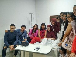 Dijenguk Pemain Tersanjung, Yana Zein Merasa Dapat Kesembuhan