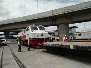 Angkut Barang Bandung-Tanjung Priok Pakai Kereta, Berapa Tarifnya?