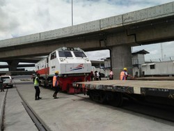 Angkut Barang Bandung-Tanjung Priok Pakai Kereta, Berapa Tarifnya?