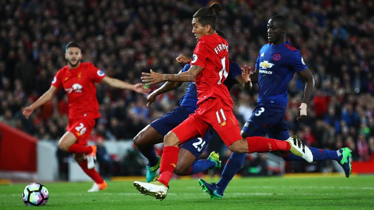 Duel Liverpool vs MU akan naik panggung di akhir pekan ini. (Foto: Clive Brunskill/Getty Images)